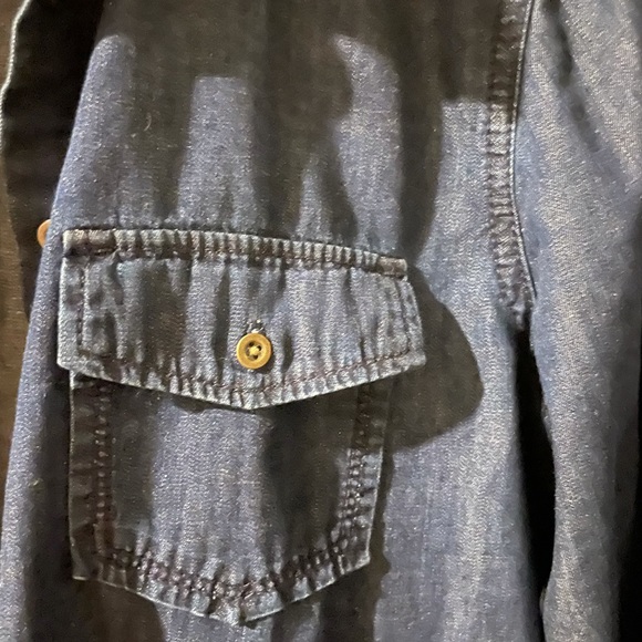 Banana Republic denim blouse - NWOT - Picture 2 of 5